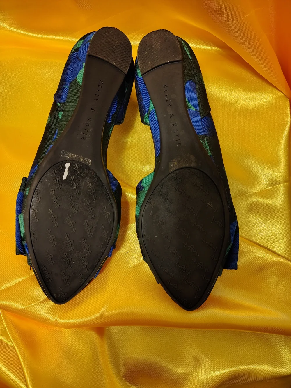 Kelly &Kate Pointed Bow Floral Flats - Blue & Green Floral - Picture 2 of 3